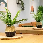 The Large Group House - Sleeps 28 *