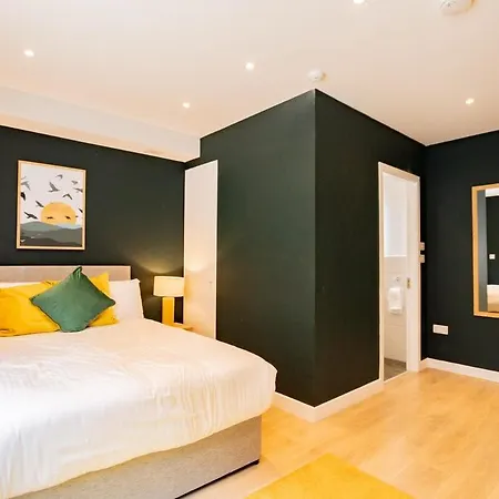 펜션 9br House - Walk To Eyre Square - Free Parking *