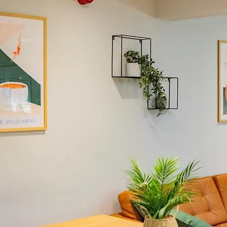 9br House - Walk To Eyre Square - Free Parking 펜션 골웨이