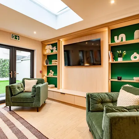 Tatil Evi 9br House - Walk To Eyre Square - Free Parking Galway