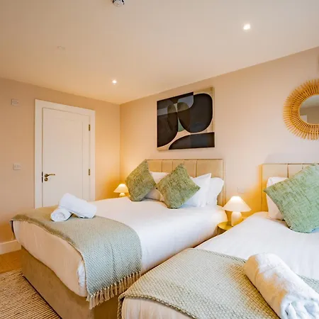 Tatil Evi 9br House - Walk To Eyre Square - Free Parking *