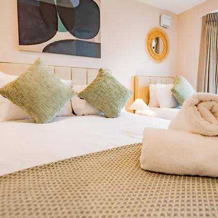 Tatil Evi 9br House - Walk To Eyre Square - Free Parking Galway