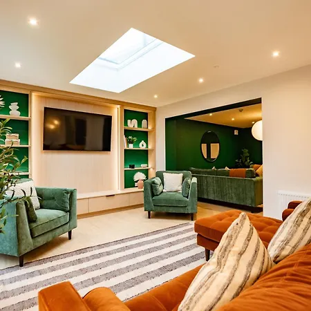 Tatil Evi 9br House - Walk To Eyre Square - Free Parking