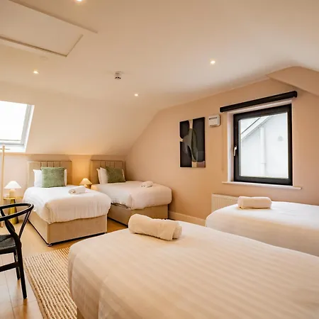 Tatil Evi 9br House - Walk To Eyre Square - Free Parking *